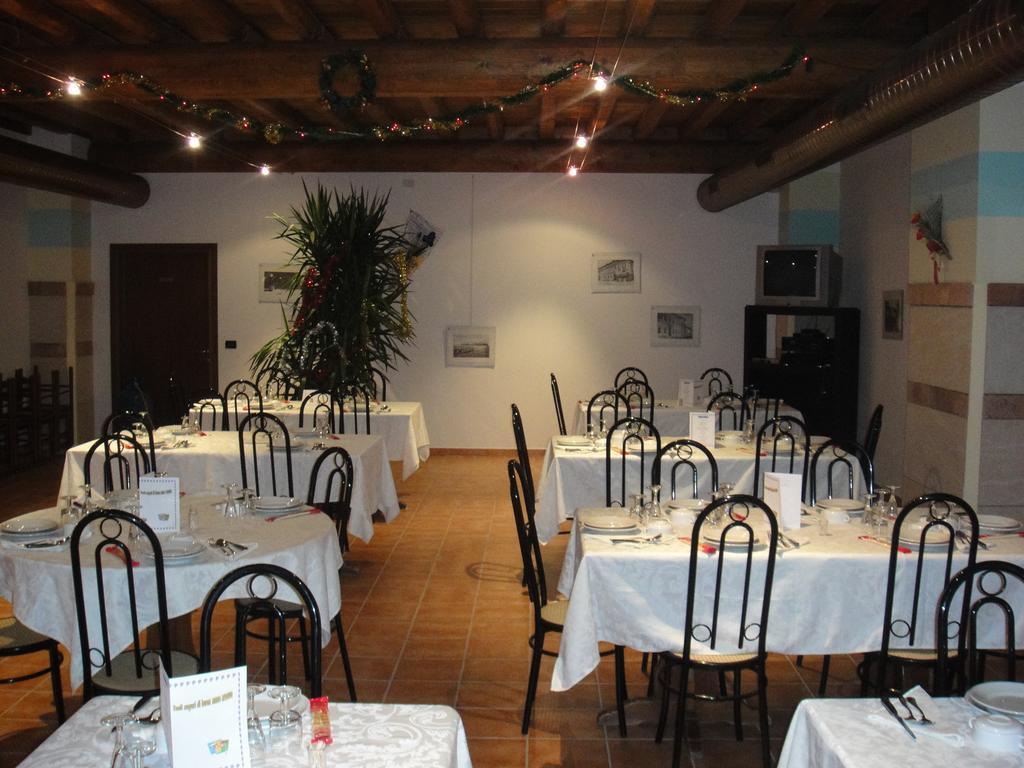 Agriturismo La Rasdora Porto Mantovano Zewnętrze zdjęcie